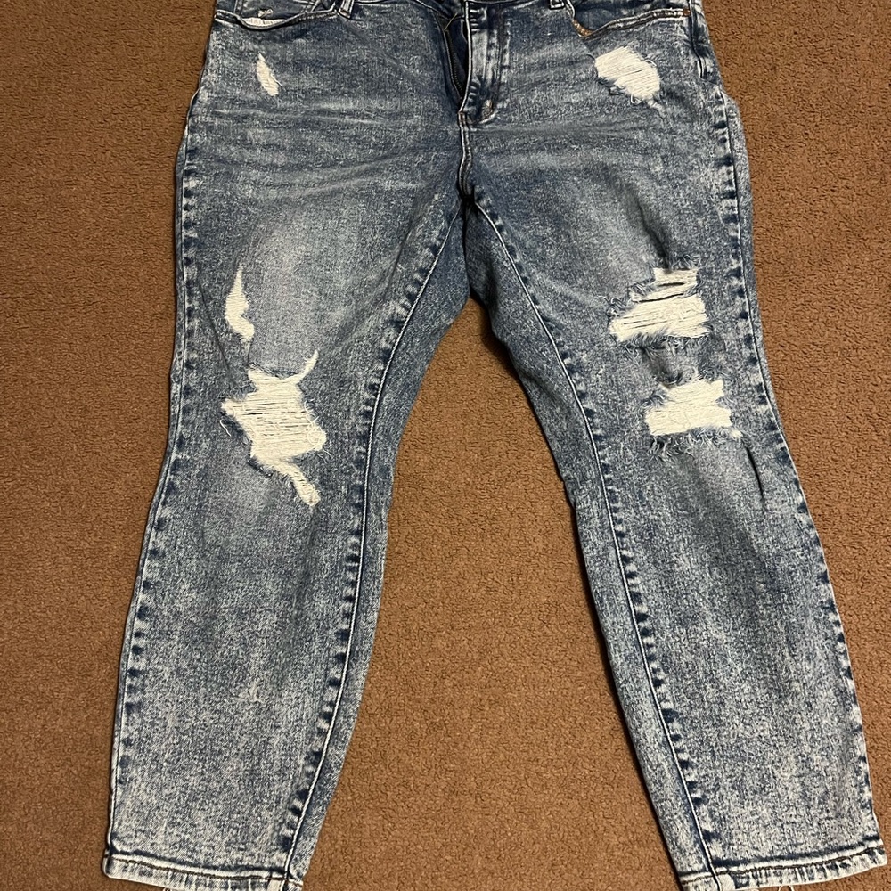 Judy Blue Distressed Blue Jeans